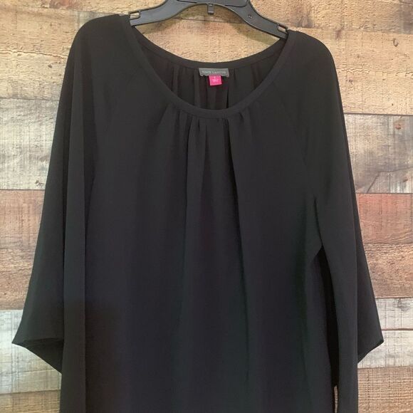 ‎Vince Camuto black top, size small - Picture 1 of 8